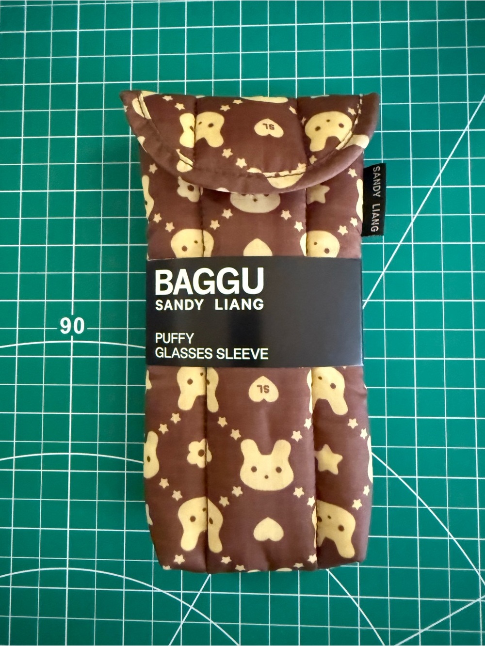 BAGGU x Sandy Liang Puffy Glasses Sleeve - Terminator Bunny